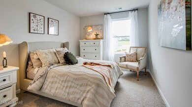6_TN_Memphis_Lacombe_Bedroom2