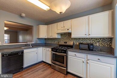 207 Tolbelt Ct, Stafford, VA 22554 - photo 2