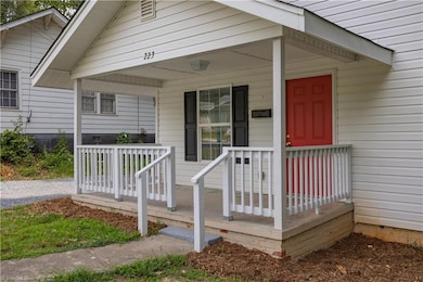 223 S Mccrary St, Asheboro, NC 27203 - photo 4