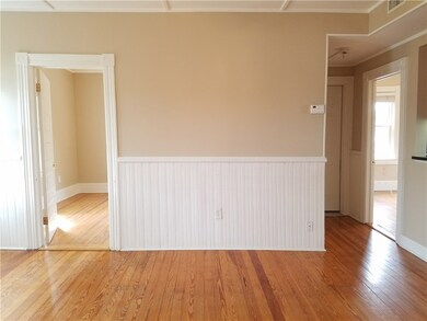 3 Bay View Ave unit 3, Bristol, RI 02809 - photo 7