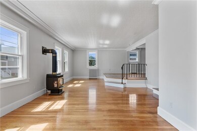 42 Webster St unit 1, Newport, RI 02840 - photo 4