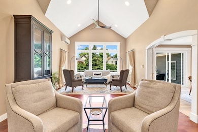 7 Reilly Ave, Newburyport, MA 01950 - photo 4