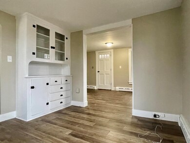 15 Whitten St, Allenstown, NH 03275 - photo 6