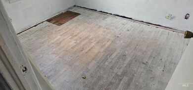 615 S Diamond St, Nampa, ID 83686 - photo 7