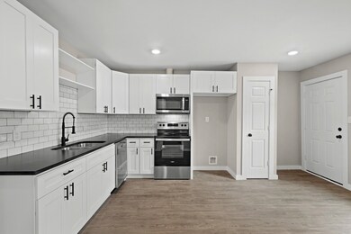 1644 County Road 180 unit 2, Alvin, TX 77511 - photo 7