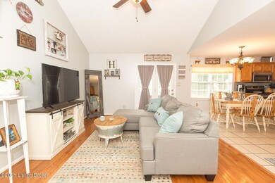 117 Aulbern Dr E, Mount Washington, KY 40047 - photo 7