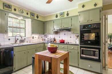 3 kitchen 3