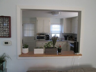 11 Winthrop St, Peabody, MA 01960 - photo 4