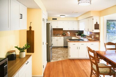 119 Wadhams Rd, Bloomfield, CT 06002 - photo 5