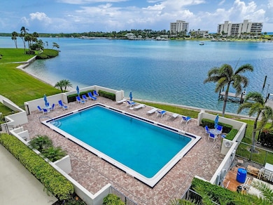 Sandpointe Bay Guard House unit 406, Tequesta, FL 33469 - photo 2