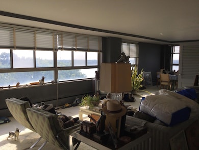 EC21DBEA-71D8-4FE8-837A-7C41782A4165