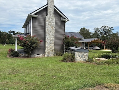 7655 Salem Chapel Rd, Walnut Cove, NC 27052 - photo 4