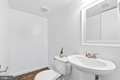 82 Daimler Dr unit 92, Capitol Heights, MD 20743 - photo 7