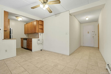 Halstead Plaza unit 2e, Harrison, NY 10528 - photo 6