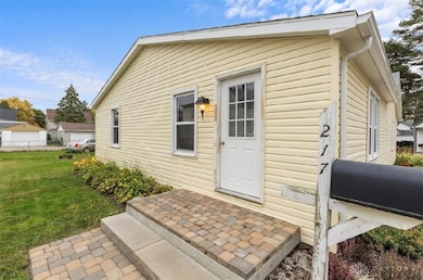 217 E Eidson St, Eaton, OH 45320 - photo 2