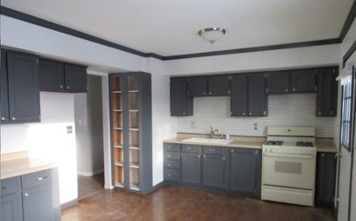 739 Avalon Ct, Greentown, IN 46936 - photo 4