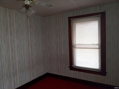 106 Queen St, Loogootee, IN 47553 - photo 6