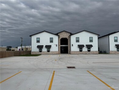 806 Ragland Rd unit 1, Mission, TX 78572 - photo 2