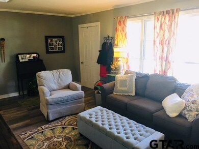 729 729 Barbara, Tyler, TX 75701 - photo 3