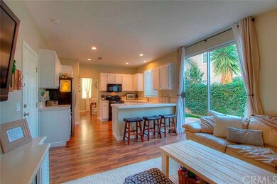 Open floor plan, great for entertaining