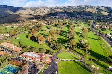 5424 Cribari Ct, San Jose, CA 95135 - photo 7