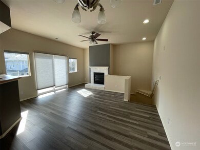 23782 SE Summerhill Ln unit 5-4, Issaquah, WA 98029 - photo 4