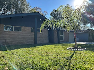 5803 Greencraig Dr, Houston, TX 77035 - photo 4