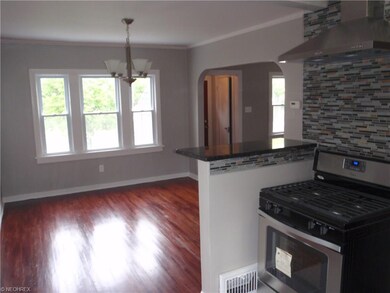 Kitchen/Dining
