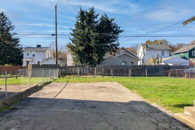 221 N Hague Ave, Columbus, OH 43204 - photo 3