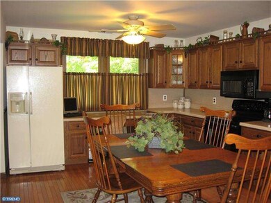 2233 Bartram Ave, Atco, NJ 08004 - photo 4