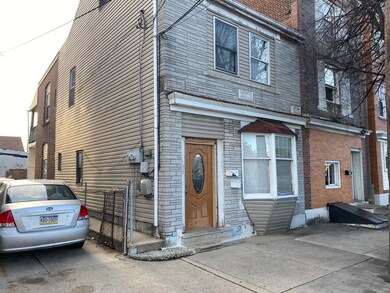 628 Ridge Ave, Allentown, PA 18102 - photo 2