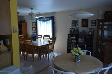 32 Arrowood Ct unit 520, Staten Island, NY 10309 - photo 4