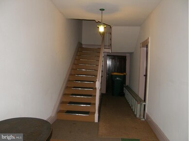 37 E Main St, Waynesboro, PA 17268 - photo 2