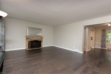 Enter into this beautiful and bright living room w