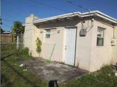 4430 SW 40th St, West Park, FL 33023 - photo 3