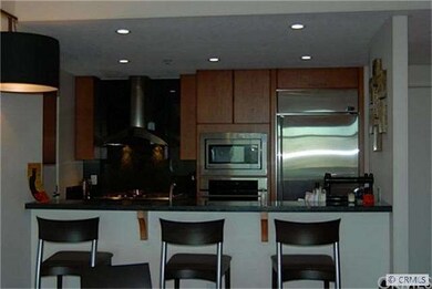 Breakfast bar