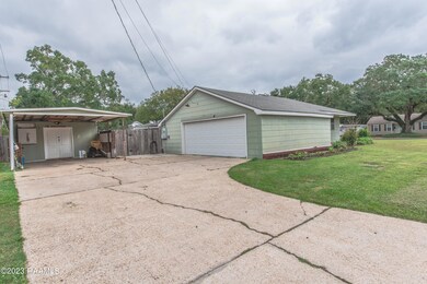 325 Indest St, New Iberia, LA 70563 - photo 2