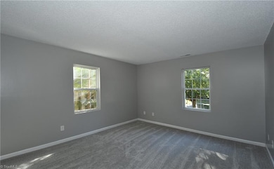 609 Sir Knight Ct, Clemmons, NC 27012 - photo 5