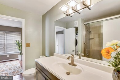 14102 Yardarm Way unit 1005, Laurel, MD 20707 - photo 6