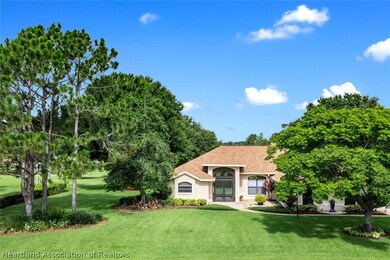 4 Meadowlake Cir N, Lake Placid, FL 33852 - photo 2