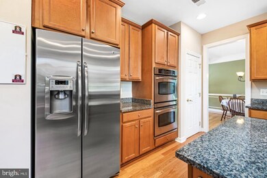 3314 Lady Catherine Cir, Triangle, VA 22172 - photo 6