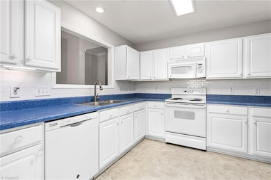 3027 Maple Ave unit R-1, Burlington, NC 27215 - photo 7