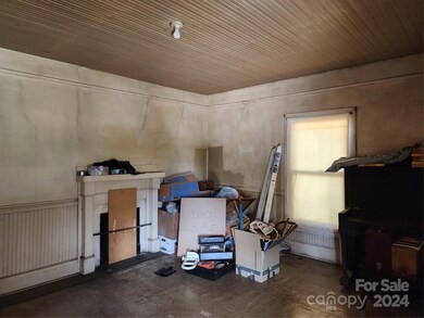 1116 S Meeting St, Statesville, NC 28677 - photo 5