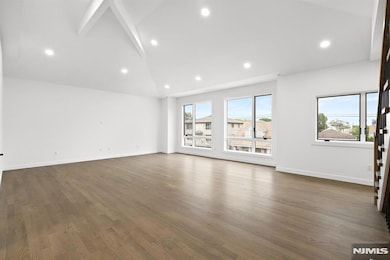 476 Lincoln Ave unit 2, Cliffside Park, NJ 07010 - photo 4