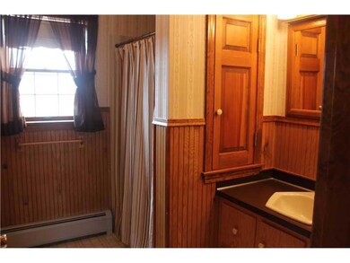 1st Floor Plan. Bathroom off entryway