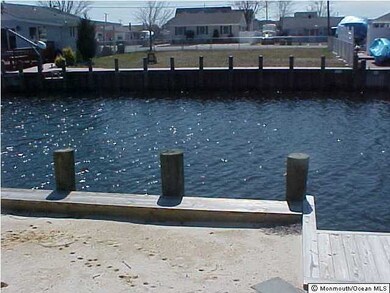 226 Dogwood Dr, Bayville, NJ 08721 - photo 2