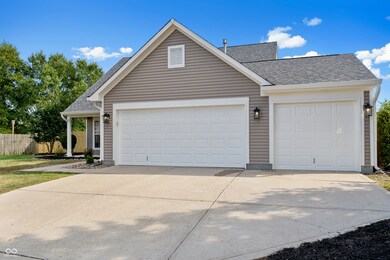 2895 Big Cone Ct, Whiteland, IN 46184 - photo 5
