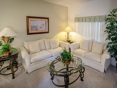 652 Highgate Park Blvd, Davenport, FL 33897 - photo 6