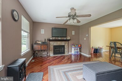 2592 Bartholomew Dr, Vineland, NJ 08361 - photo 5