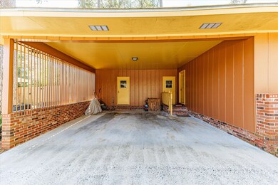 28-P1107309